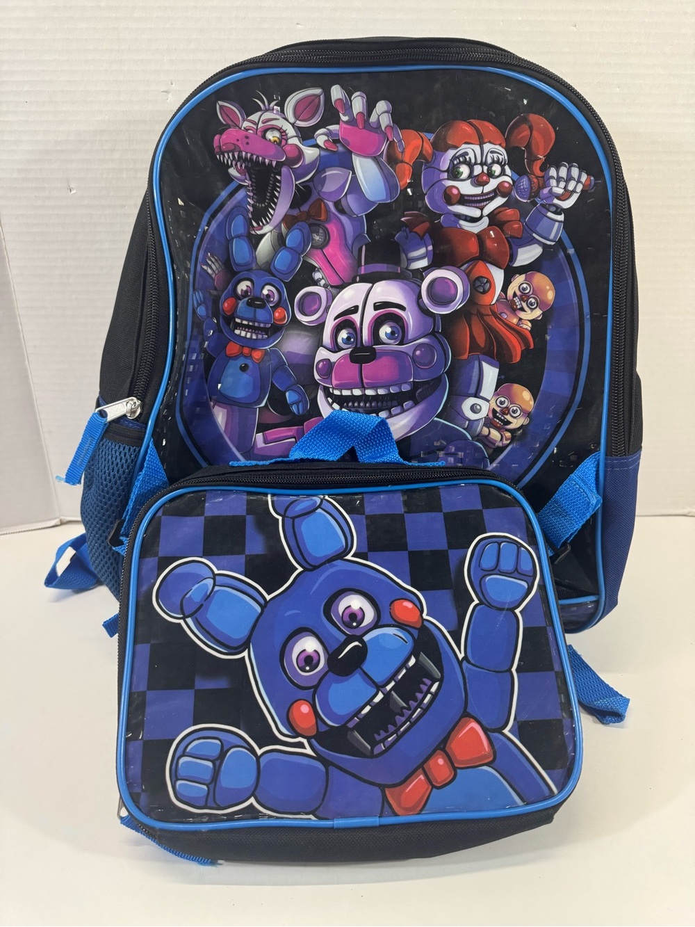 Five Nights at Freddy's Blue Character Kids Backpack with matching lunchbox